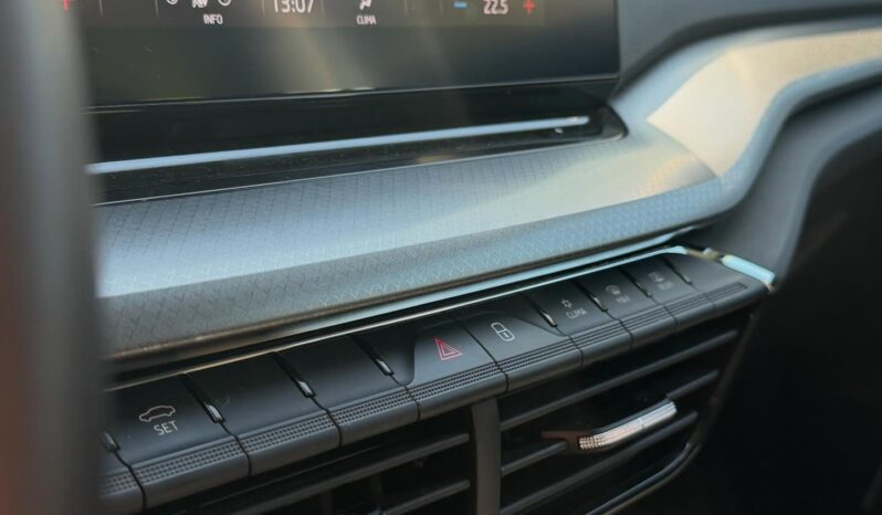 
								Škoda Octavia 2023 2.0 TDI full									