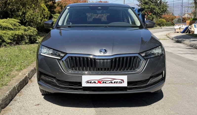 
								Škoda Octavia 2023 2.0 TDI full									