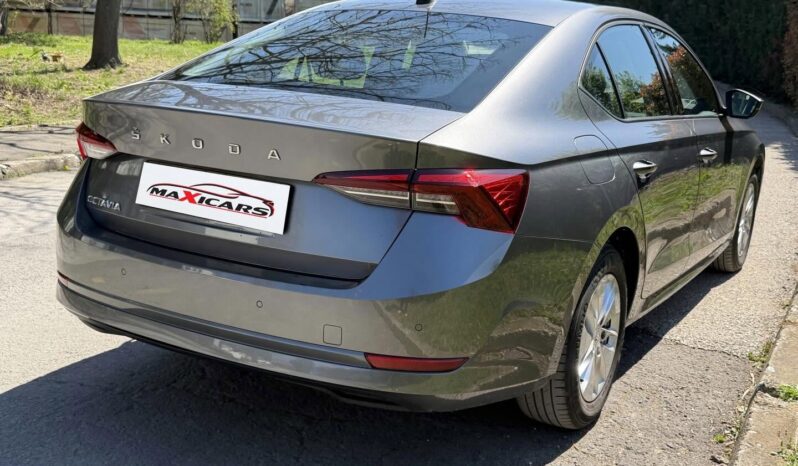 
								Škoda Octavia 2023 2.0 TDI full									