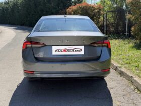 Škoda Octavia 2023 2.0 TDI