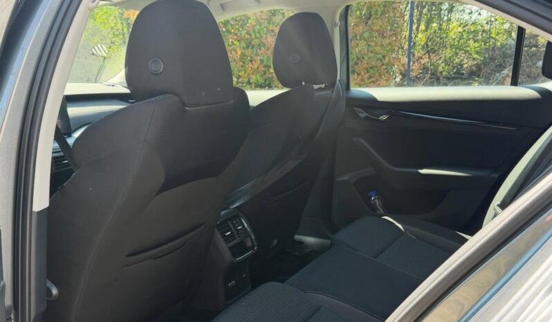 
								Škoda Octavia 2023 2.0 TDI full									