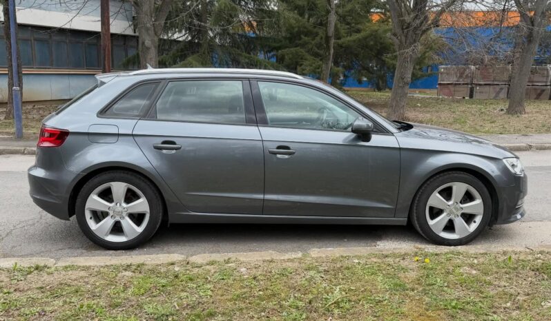 
								Audi A3 1.6 TDI 110hp 2016 S-Tronic full									