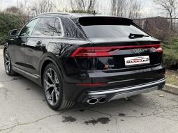 
										Audi SQ8 4.0 V8 TDI full									