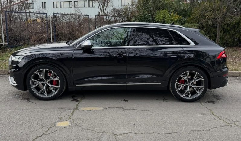 
								Audi SQ8 4.0 V8 TDI full									
