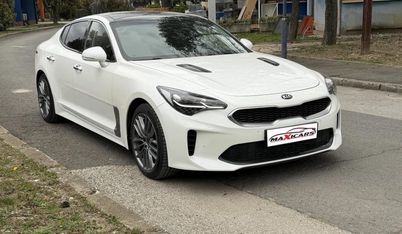 
								Kia Stinger 4×4 full									
