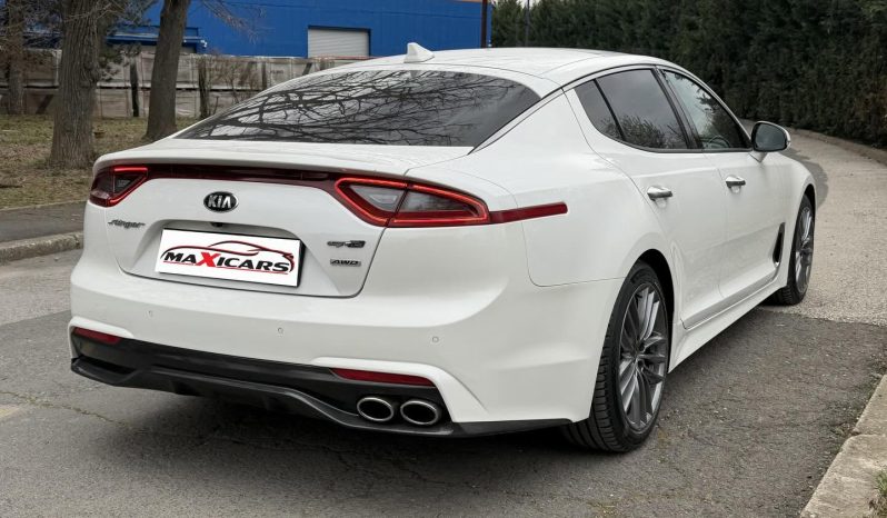 
								Kia Stinger 4×4 full									