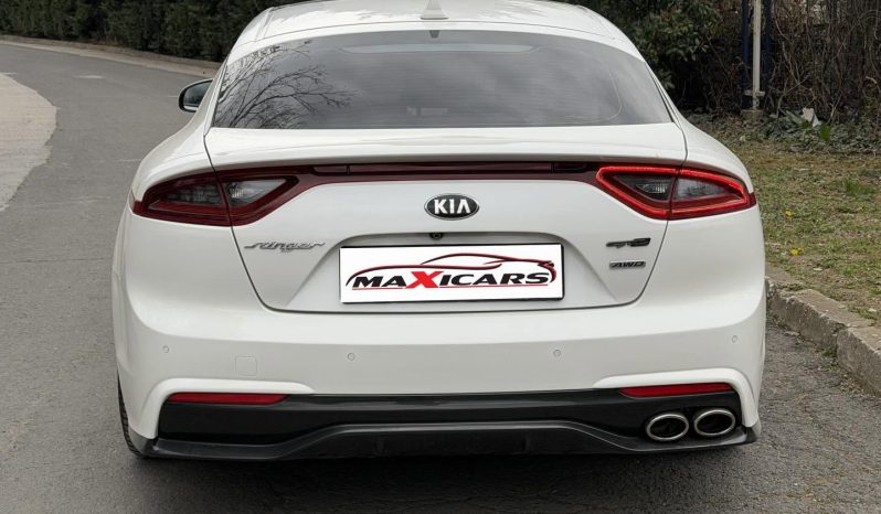 
								Kia Stinger 4×4 full									