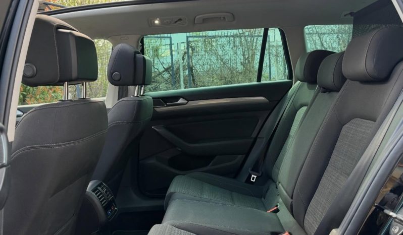
								Volkswagen Passat 20 2020 full									