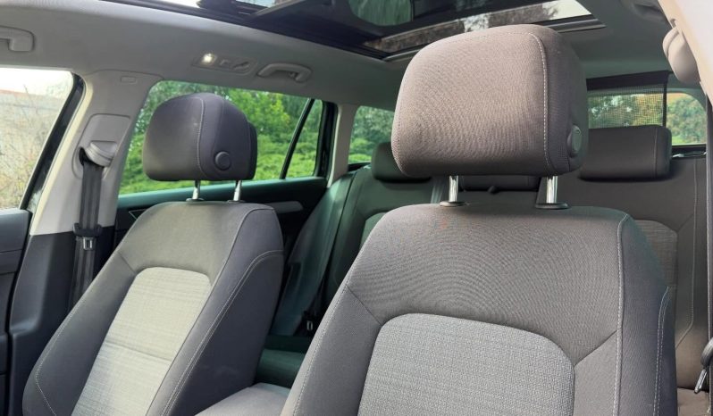 
								Volkswagen Passat 20 2020 full									