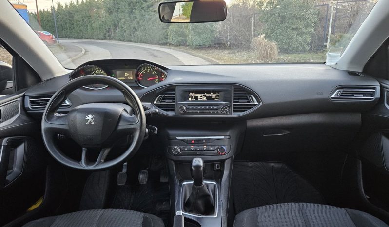 
								Peugeot 308 2018 full									