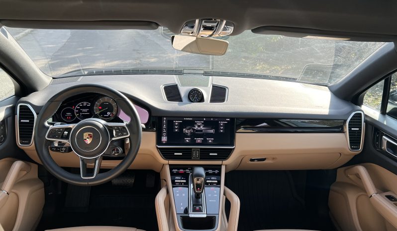 
								Porsche Cayenne E-Hybrid 2022 full									
