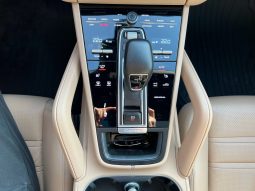
										Porsche Cayenne E-Hybrid 2022 full									