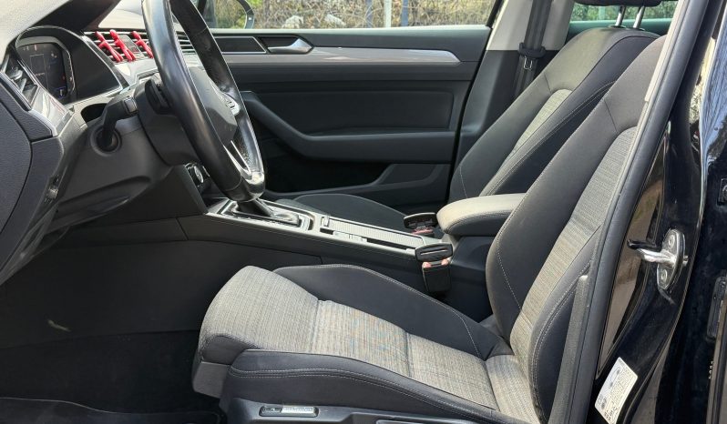 
								Volkswagen Passat 2020 full									