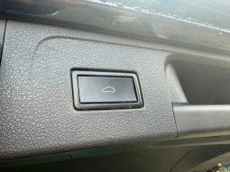 
										Volkswagen Passat 2020 full									