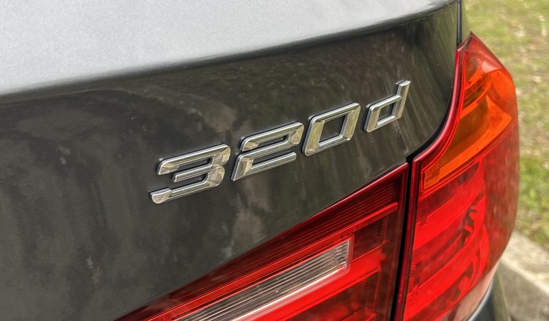 
								BMW 320d GT x-Drive 2014 full									