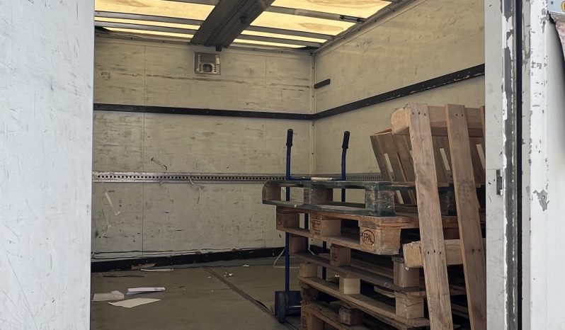 
								Mercedes-Benz Sprinter 2014 full									