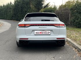 Porsche Panamera 2023