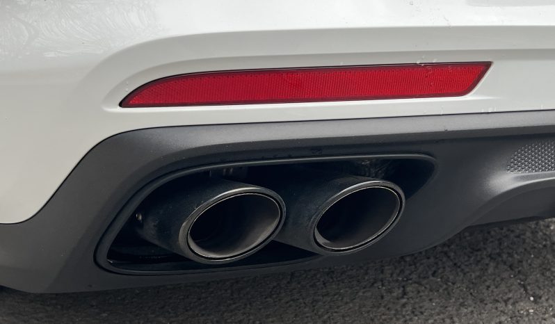
								Porsche Panamera 2023 full									