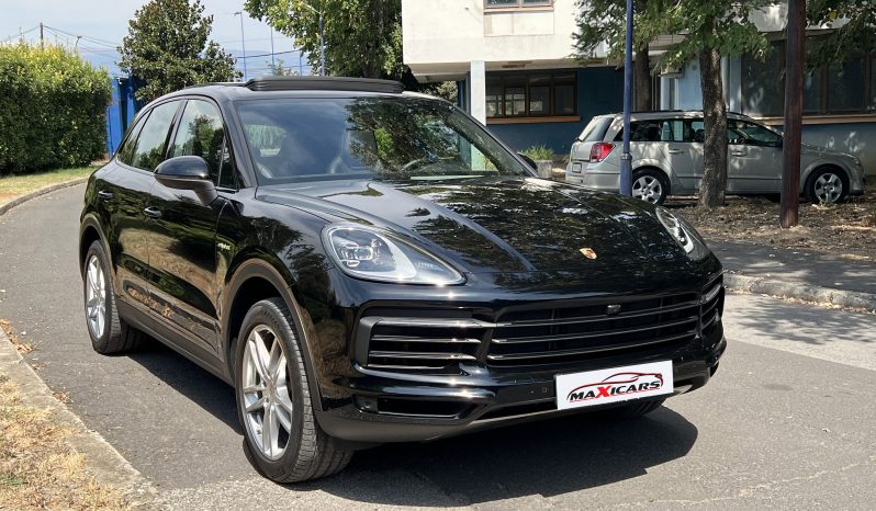
								Porsche Cayenne E-Hybrid 2021 full									