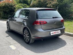 
										Volkswagen Golf 2016 full									