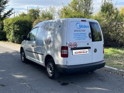 
										Volkswagen Caddy 2015 full									