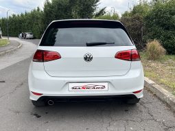 
										Volkswagen Golf 2015 full									