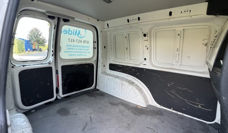 
								Volkswagen Caddy 2015 full									