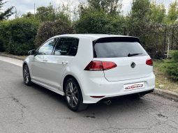
										Volkswagen Golf 2015 full									