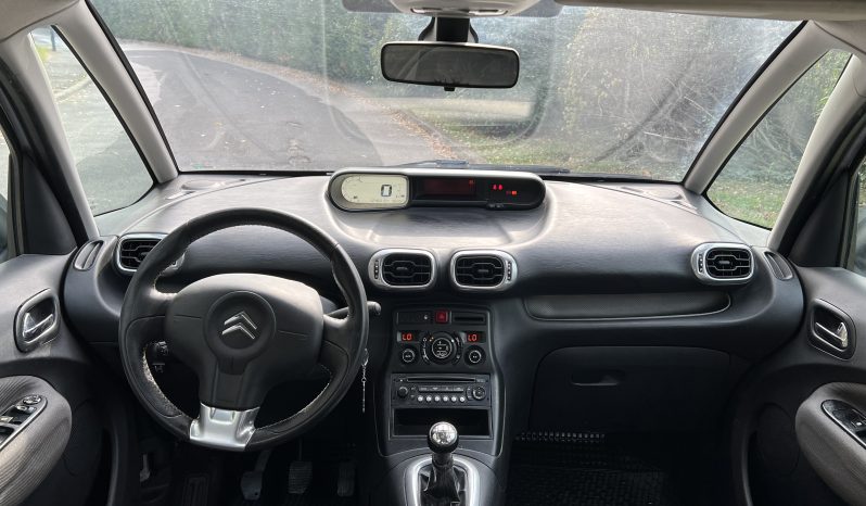 
								Citroen C3 Picasso 2010 full									