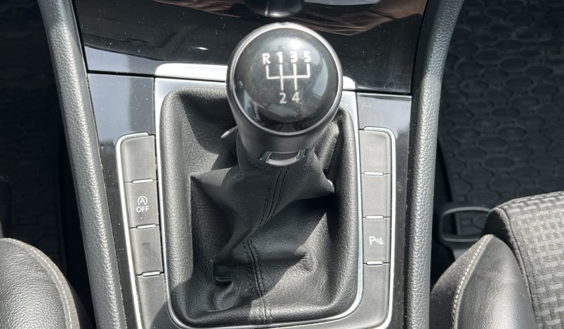 
								Volkswagen Golf 2016 full									