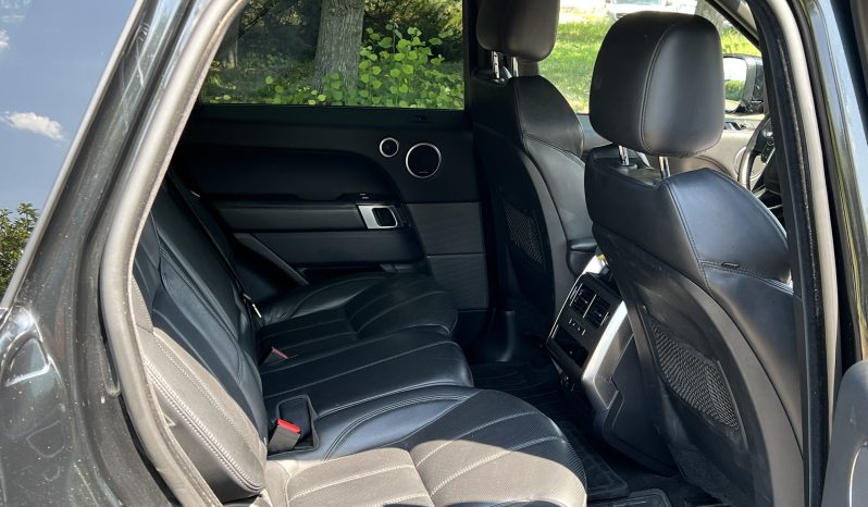 
								Land Rover Range Rover Sport Autobiography 2016 full									