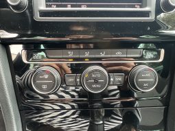 
										Volkswagen Golf 2015 full									