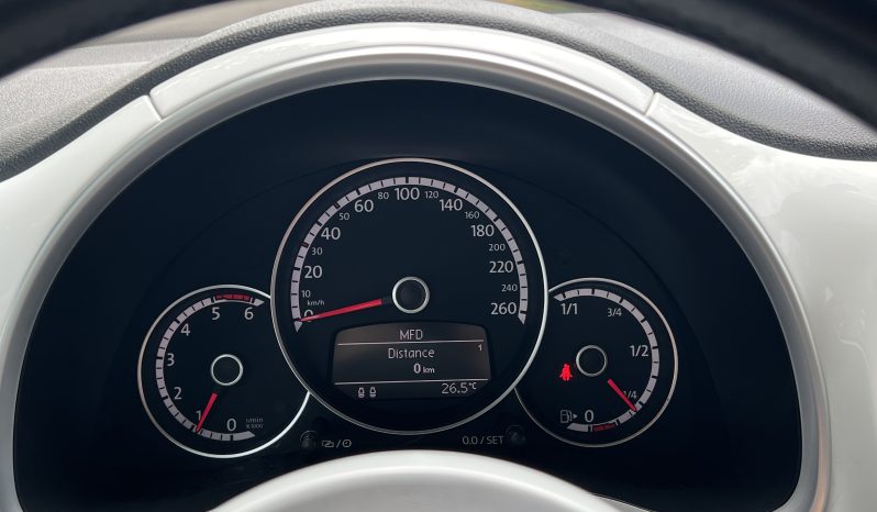 
								Volkswagen Beetle 2016 full									