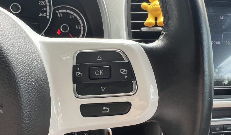 
								Volkswagen Beetle 2016 full									