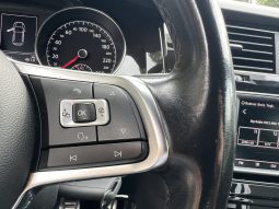 
										Volkswagen Golf 2015 full									