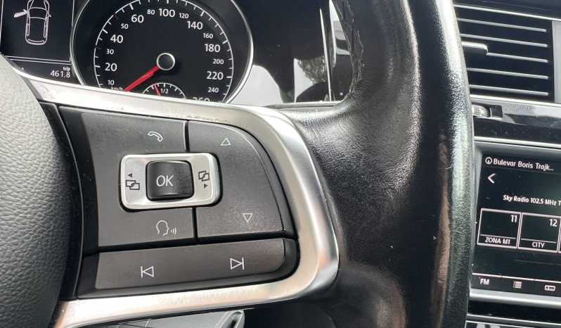 
								Volkswagen Golf 2015 full									