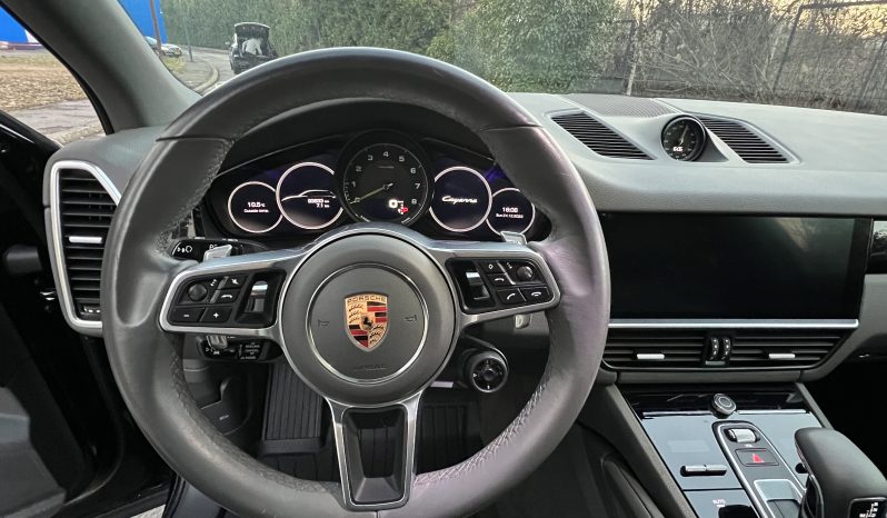 
								Porsche Cayenne E-Hybrid 2020 full									