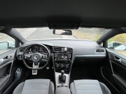 
										Volkswagen Golf 2015 full									