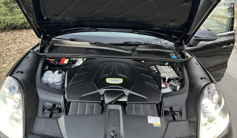 
								Porsche Cayenne E-Hybrid 2020 full									