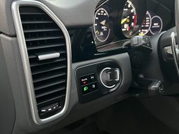 
										Porsche Cayenne E-Hybrid 2020 full									