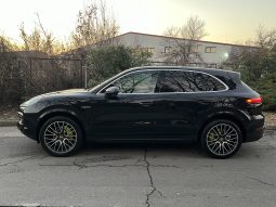 
										Porsche Cayenne E-Hybrid 2019 full									