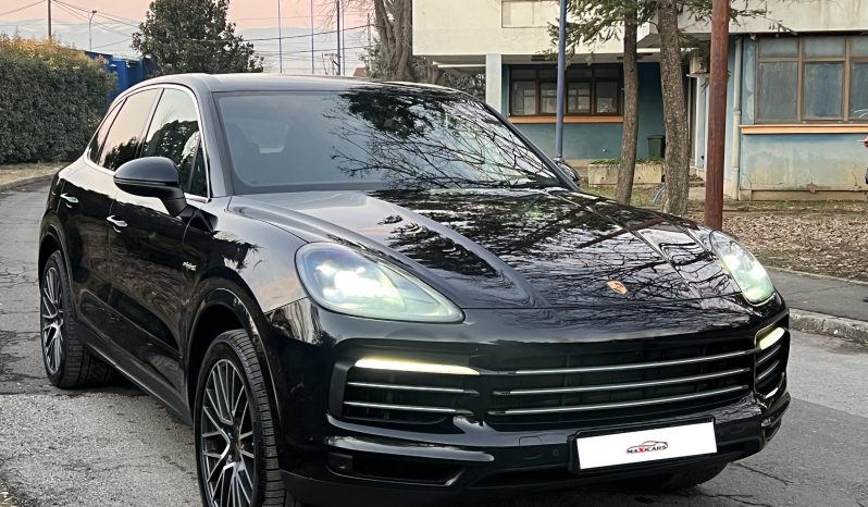 
								Porsche Cayenne E-Hybrid 2019 full									