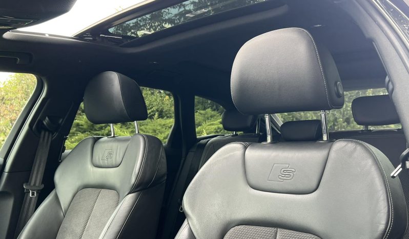 
								Audi A6 Avant Quattro S-Line 2019 full									