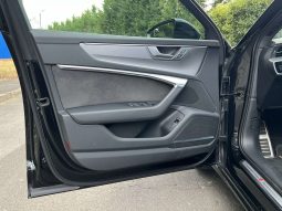 
										Audi A6 Avant Quattro S-Line 2019 full									