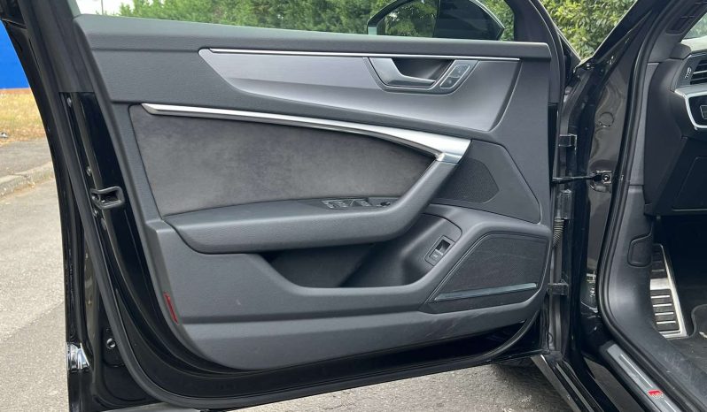 
								Audi A6 Avant Quattro S-Line 2019 full									