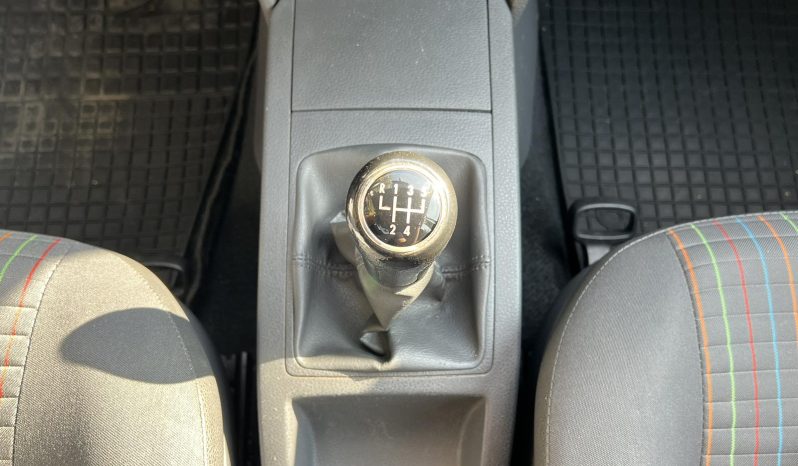 
								Volkswagen Polo 2008 full									