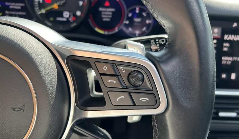 
								Porsche Cayenne E-Hybrid 2021 full									