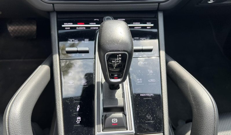 
								Porsche Cayenne E-Hybrid 2021 full									