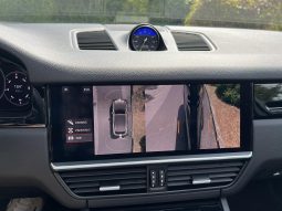 
										Porsche Cayenne E-Hybrid 2021 full									