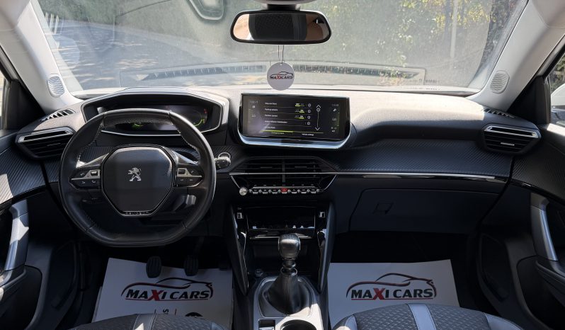 
								Peugeot 2008 2020 full									